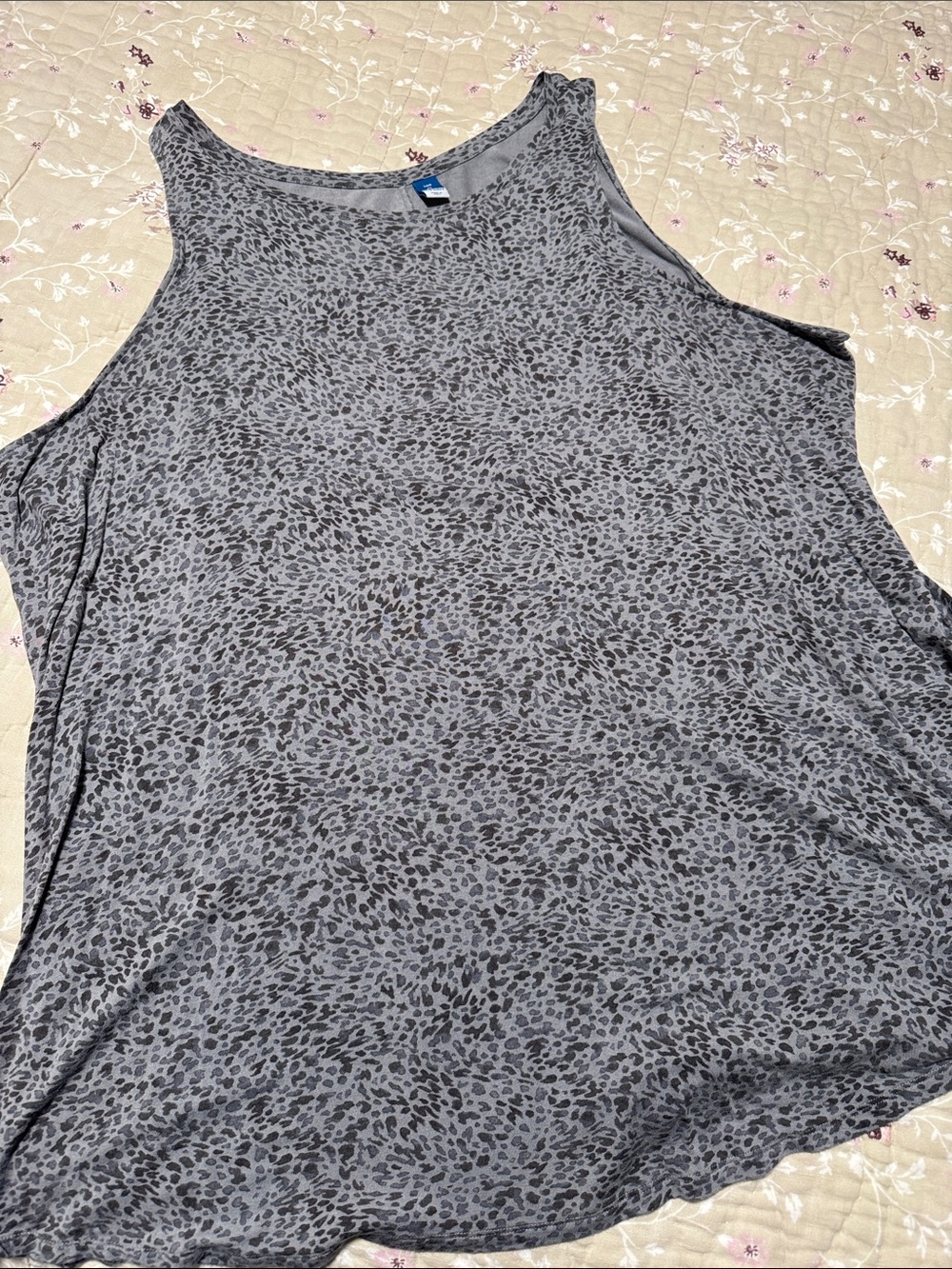 Old Navy Gray Leopard-Print Sleeveless Tank